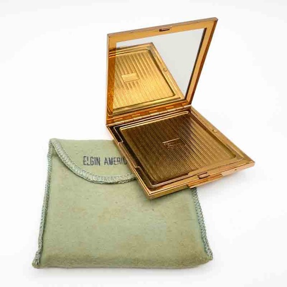 1940's Elgin American Compact Chicago Motor Club Honor Member Powder Compact - Picture 5 of 12